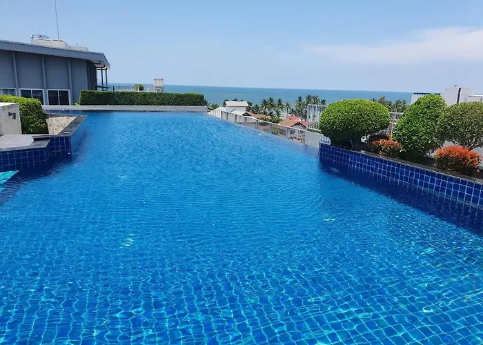 The Patio Condo คอนโดวิวทะเล Floor 6