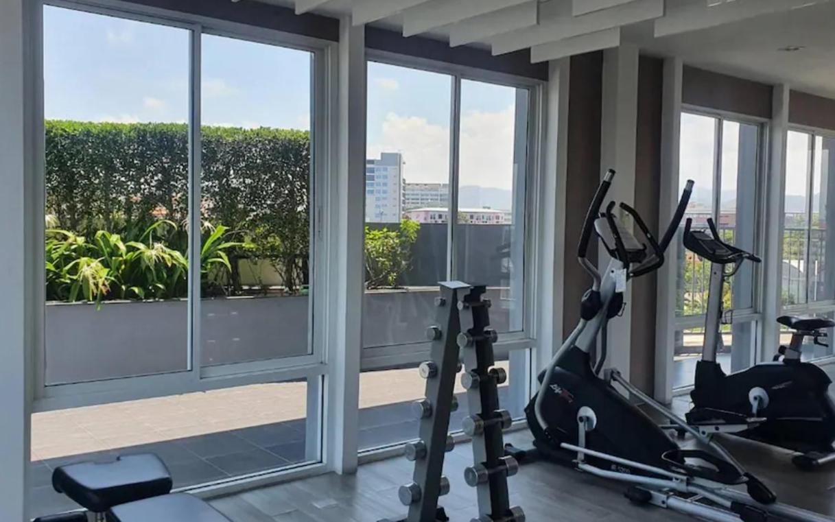 Apartment The Patio คอนโดวิวทะเล Floor 6 Bang Saen